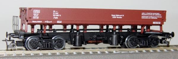 4 axle Dump car<br /><a href='images/pictures/Peresvet/3617.jpg' target='_blank'>Full size image</a>